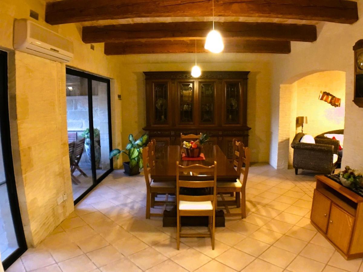 Ad Hoc B&B Il-Pergla Εξωτερικό φωτογραφία